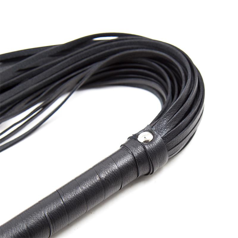 Flogger 69 cm Negro